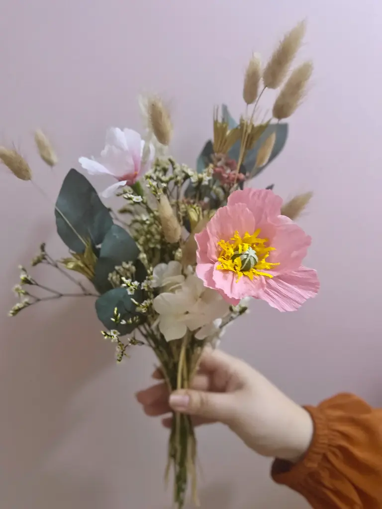 Bouquet avec Fleurs papier Rosé